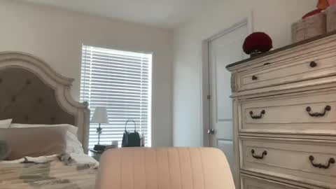 Averybrookee online show from June 2026 05:26:02 PM