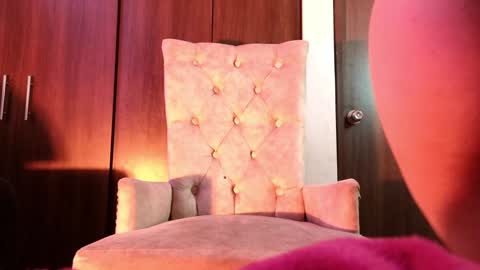 Saraaaa independent model 3 online show from February 2025 06:14:02 AM