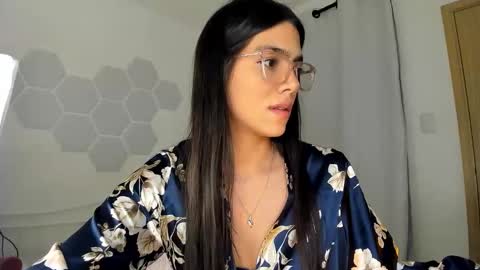   Follow me  Pvt and c2c is on  online show from February 2026 03:05:02 AM