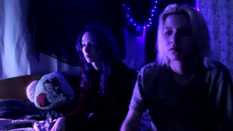 Snapshot of avny_loki chatting on October 2025 02:34:01 AM Avny online show from October 2025 02:34:01 AM