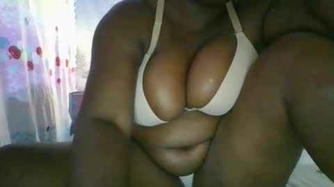 Snapshot of avril254 chatting on September 2025 07:43:01 AM avril254 online show from September 2025 07:43:01 AM