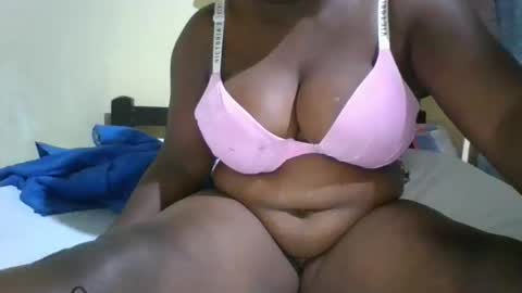 Snapshot of avril254 chatting on November 2025 03:10:02 AM avril254 online show from November 2025 03:10:02 AM