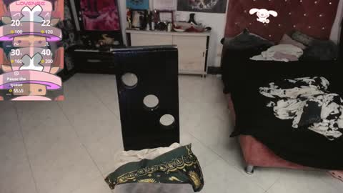 Snapshot of avril2809 chatting on December 2024 02:53:01 AM Abril online show from December 2024 02:53:01 AM