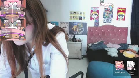 Snapshot of avril2809 chatting on February 2025 02:36:02 AM Abril online show from February 2025 02:36:02 AM