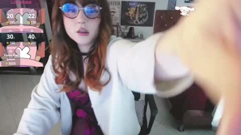 Snapshot of avril2809 chatting on February 2025 02:53:01 AM Abril online show from February 2025 02:53:01 AM