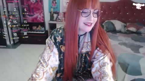 Snapshot of avril2809 chatting on November 2025 09:28:01 PM Abril online show from November 2025 09:28:01 PM