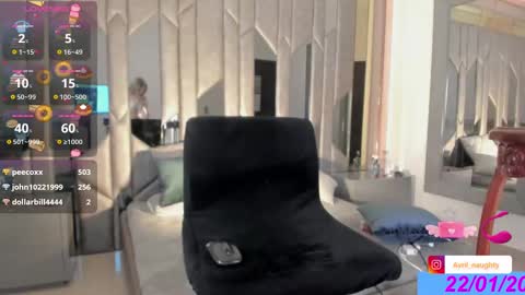 AVRIL online show from January 2025 11:12:02 AM