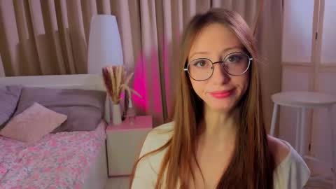 Avril online show from March 2026 09:32:02 PM