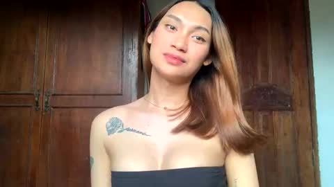 avy_08 online show from October 2025 05:37:01 AM