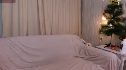 aweryuwu online show from December 2025 06:19:01 AM