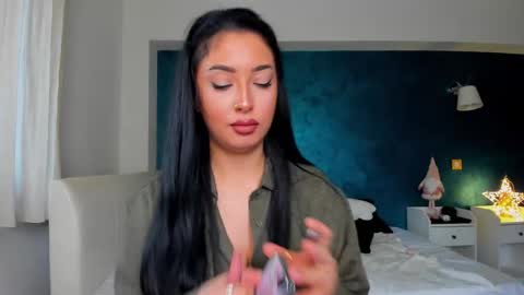 Jolie online show from March 2025 06:40:02 AM