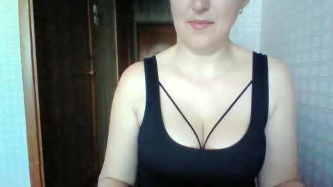 awesomeladyy online show from May 2026 08:11:01 AM