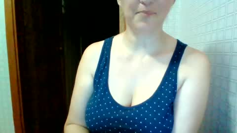 awesomeladyy online show from July 2026 09:43:01 PM