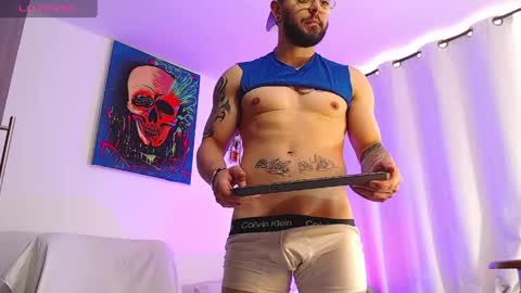 Independiente Model online show from April 2026 02:21:01 PM