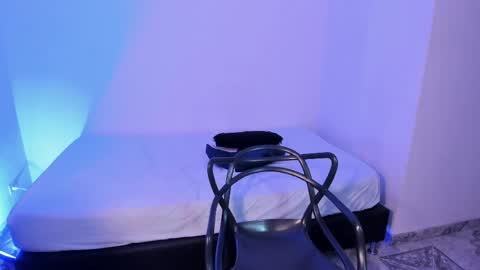 axel__fierro online show from April 2026 01:42:02 AM