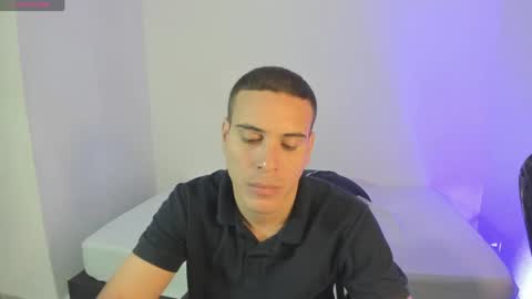 axel__fierro online show from May 2026 07:19:02 PM