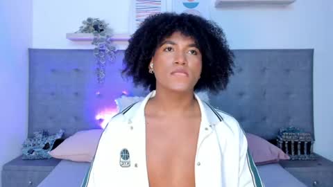 Snapshot of axel_colling1 chatting on June 2026 11:24:02 PM AXEL online show from June 2026 11:24:02 PM