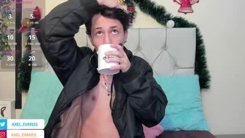 Snapshot of axel_evanss chatting on December 2024 12:49:01 PM Axel Evanss online show from December 2024 12:49:01 PM