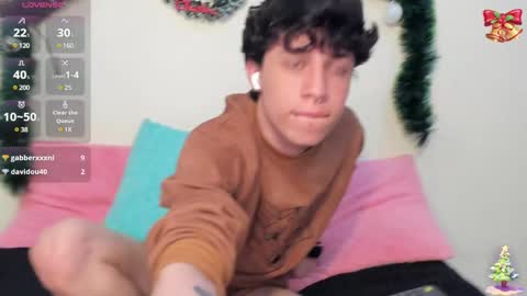 Snapshot of axel_evanss chatting on December 2024 03:52:01 PM Axel Evanss online show from December 2024 03:52:01 PM