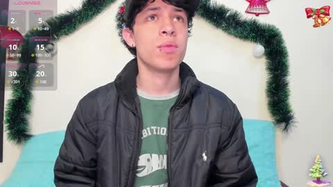 Snapshot of axel_evanss chatting on December 2024 12:49:01 PM Axel Evanss online show from December 2024 12:49:01 PM