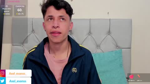 Snapshot of axel_evanss chatting on January 2025 01:07:01 PM Axel Evanss online show from January 2025 01:07:01 PM