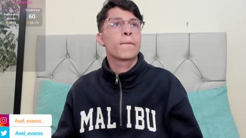 Snapshot of axel_evanss chatting on February 2025 01:09:02 PM Axel Evanss online show from February 2025 01:09:02 PM