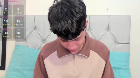 Snapshot of axel_evanss chatting on February 2025 01:22:01 PM Axel Evanss online show from February 2025 01:22:01 PM