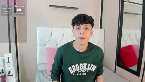 Snapshot of axel_evanss chatting on September 2025 12:39:01 PM Axel Evanss online show from September 2025 12:39:01 PM