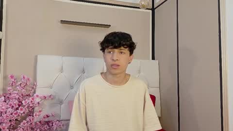 Snapshot of axel_evanss chatting on October 2025 12:09:02 PM Axel Evanss online show from October 2025 12:09:02 PM