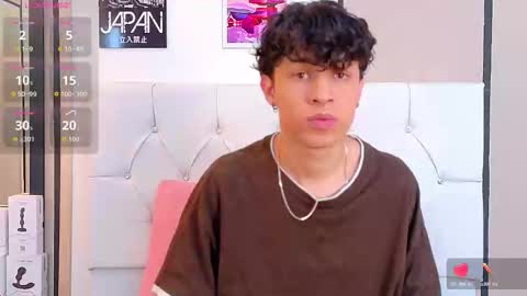 Snapshot of axel_evanss chatting on November 2025 12:37:01 PM Axel Evanss online show from November 2025 12:37:01 PM