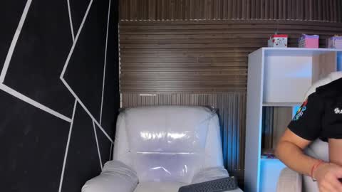 axel_grey_ online show from September 2025 12:51:02 PM