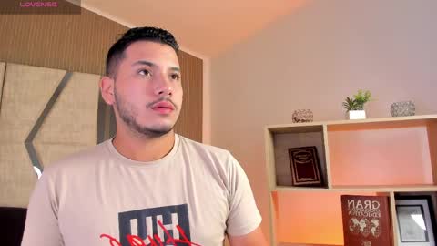 axel_grey_ online show from April 2026 12:43:01 PM