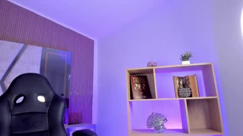 Snapshot of axel_grey_ chatting on April 2026 12:30:01 PM axel_grey_ online show from April 2026 12:30:01 PM