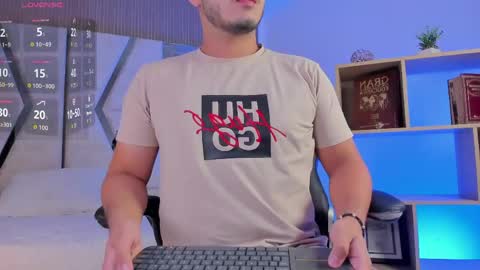Snapshot of axel_grey_ chatting on April 2026 01:57:02 PM axel_grey_ online show from April 2026 01:57:02 PM