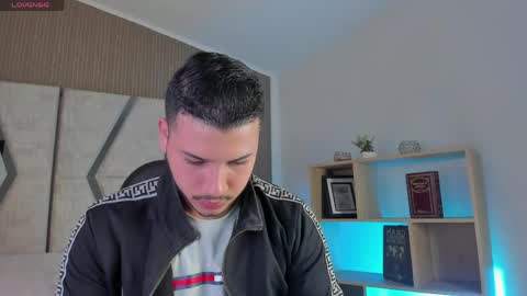 Snapshot of axel_grey_ chatting on April 2026 12:22:02 PM axel_grey_ online show from April 2026 12:22:02 PM