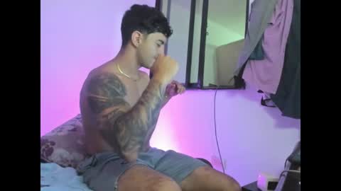 Snapshot of axel_hendrick chatting on July 2026 03:13:01 AM axel_hendrick online show from July 2026 03:13:01 AM