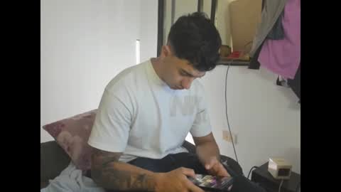 Snapshot of axel_hendrick chatting on July 2026 04:57:02 PM axel_hendrick online show from July 2026 04:57:02 PM