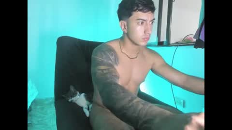 Snapshot of axel_hendrick chatting on July 2026 02:25:02 AM axel_hendrick online show from July 2026 02:25:02 AM