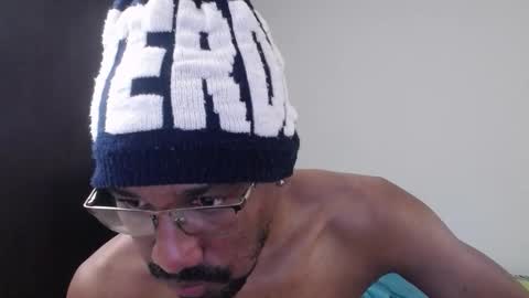 axel rios online show from October 2025 03:35:01 PM