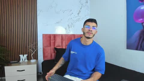 Snapshot of axel_stein2 chatting on December 2024 05:29:02 AM Axel online show from December 2024 05:29:02 AM