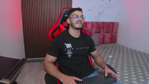 Snapshot of axel_stein2 chatting on December 2024 04:16:02 AM Axel online show from December 2024 04:16:02 AM