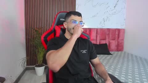 Snapshot of axel_stein2 chatting on January 2025 03:38:02 AM Axel online show from January 2025 03:38:02 AM