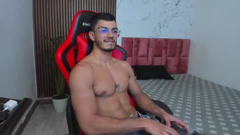 Snapshot of axel_stein2 chatting on January 2025 09:55:02 PM Axel online show from January 2025 09:55:02 PM