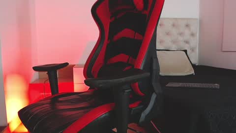 Snapshot of axel_stein2 chatting on January 2025 03:21:01 PM Axel online show from January 2025 03:21:01 PM