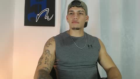 Snapshot of axel_taylor21 chatting on February 2025 01:23:02 AM INDEPENDENT MODEL online show from February 2025 01:23:02 AM