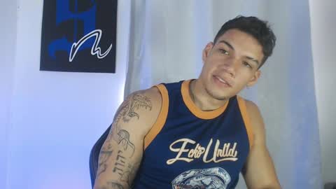 Snapshot of axel_taylor21 chatting on February 2025 08:38:02 PM INDEPENDENT MODEL online show from February 2025 08:38:02 PM