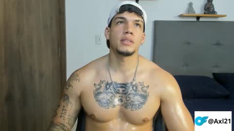 INDEPENDENT MODEL  online show from November 2025 05:24:01 PM