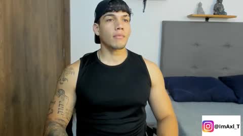 INDEPENDENT MODEL  online show from November 2025 09:16:01 PM