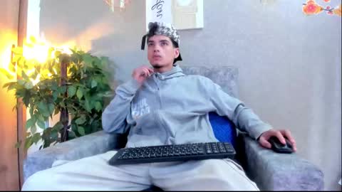 Snapshot of axel_wiliams chatting on October 2025 06:05:01 PM axel  online show from October 2025 06:05:01 PM