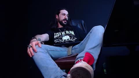 AxelColton online show from November 2025 11:05:01 AM